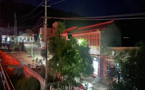 红山街道太阳能路灯防雷接地做法详解